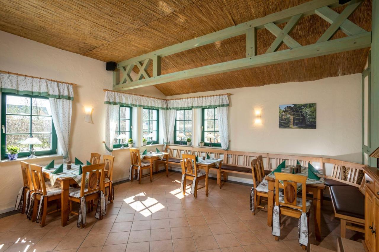 Pension Kraeutermuehlenhof Burg 부르크 외부 사진