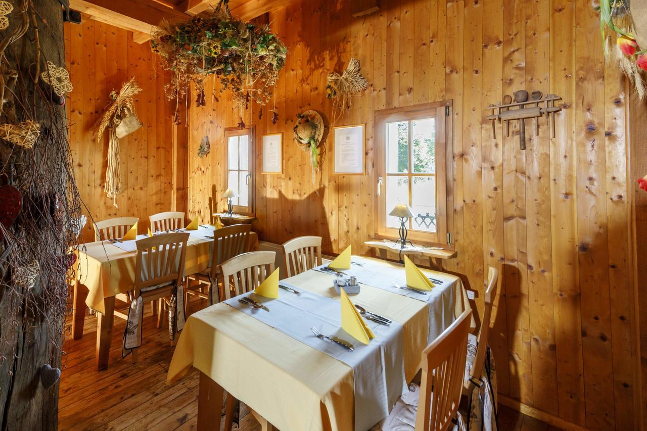 Pension Kraeutermuehlenhof Burg 부르크 외부 사진
